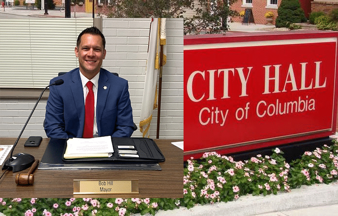 New Columbia mayor takes office
