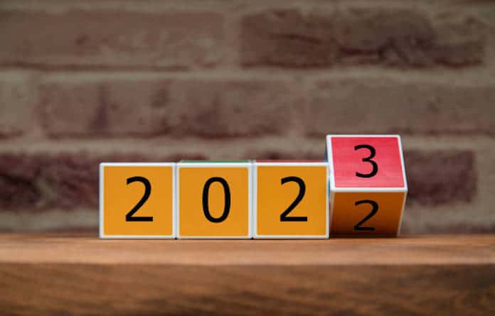 2022 to 2023 written on wooden blocks.