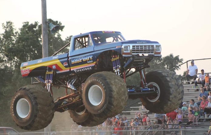 Waterloo-Homecoming-Monster-Truck