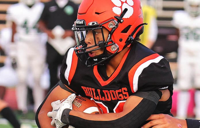 Derez Sayles of Waterloo (21) runs the ball against St. Marys on Friday, September , 8, 2023 at Waterloo High School in Waterloo, Illinois. Paul Baillargeon