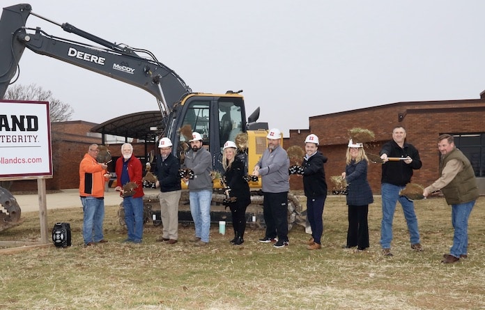 Zahnow groundbreaking FEAT