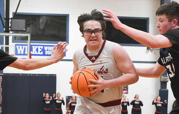 Evan Niebruegge 26 FEAT