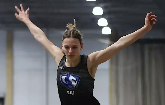 abby venhaus 26 FEAT