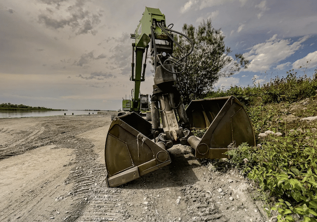 Andreas Weilguny scout hole photo